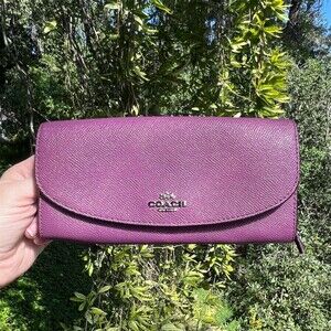 COACH VINTAGE Envelope Wallet Purple Leather with Silver Hardware AUTHENTIC